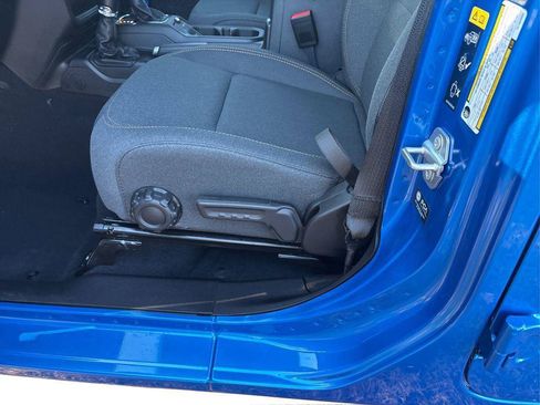 New 2026 Jeep Gladiator Sport AWD/4WD image 17