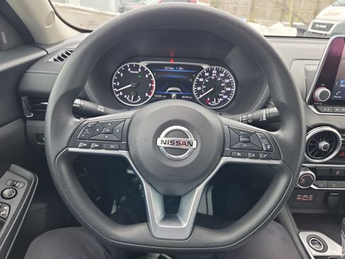 Used 2023 Nissan Sentra SV image 17