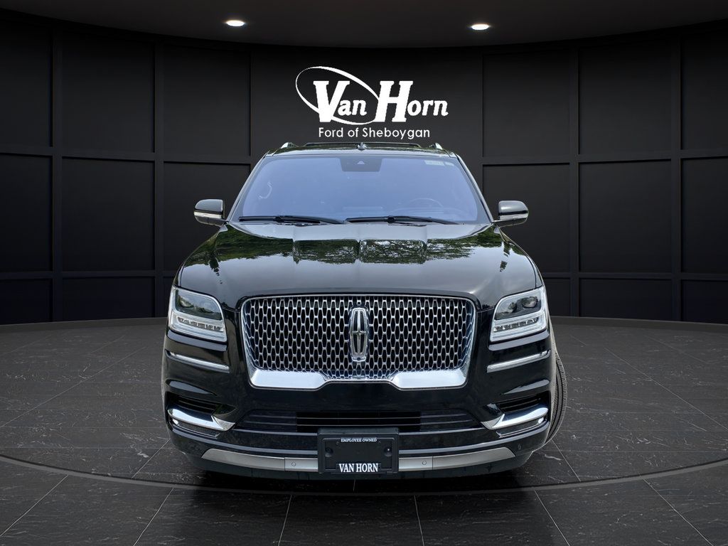 Used 2019 Lincoln Navigator L Reserve w/ Cargo Package AWD/4WD image 2