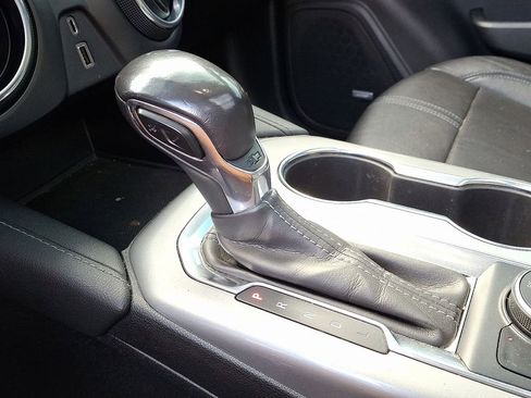 Used 2019 Chevrolet Blazer LT w/ Sun and Wheels Package image 15