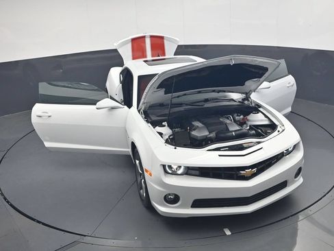 Used 2010 Chevrolet Camaro SS w/ RS Package RWD image 43