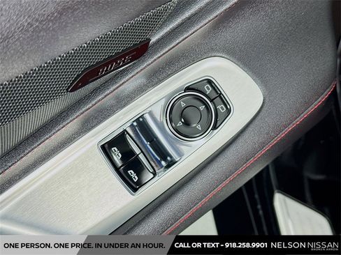 Used 2024 Chevrolet Corvette Stingray Coupe w/ 1LT image 17