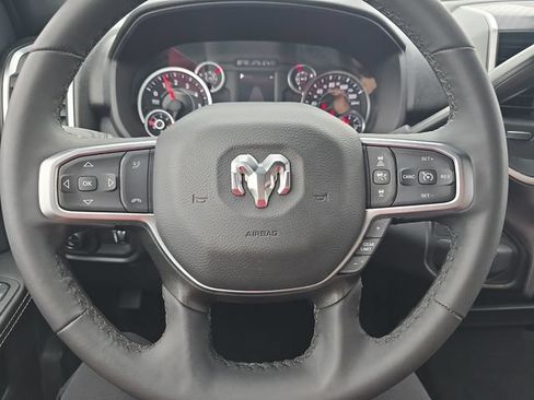 Used 2025 RAM 2500 Big Horn AWD/4WD image 13