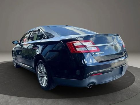 Used 2015 Ford Taurus Limited FWD image 7