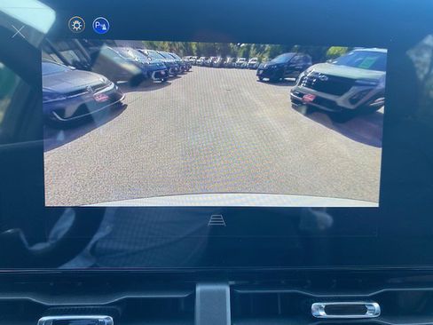 New 2026 Chevrolet Equinox LT w/ Convenience Package II image 10