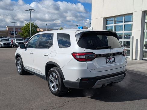 Used 2023 Honda Pilot EX-L image 9