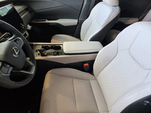 New 2026 Lexus RX 350h image 8