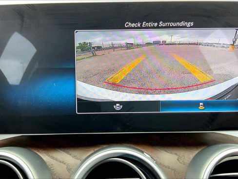 Used 2021 Mercedes-Benz C 300 Sedan image 26