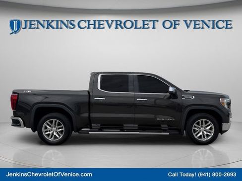 Used 2021 GMC Sierra 1500 SLT w/ SLT Premium Plus Package AWD/4WD image 3