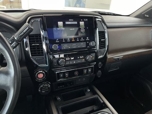 Used 2024 Nissan Titan Platinum Reserve w/ Moonroof Package AWD/4WD image 16