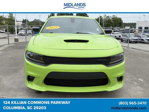 Used 2023 Dodge Charger R/T w/ Plus Group RWD image 2