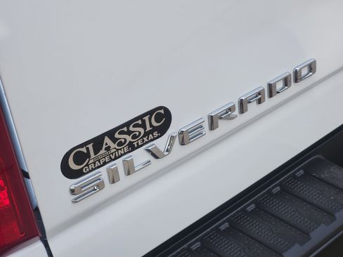 New 2026 Chevrolet Silverado 2500 W/T w/ WT Convenience Package image 9