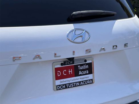 Used 2024 Hyundai Palisade SEL FWD image 8