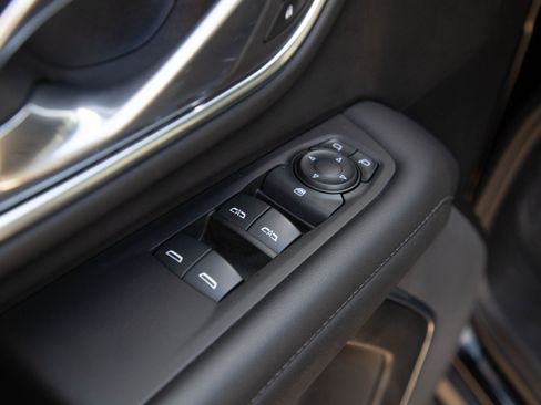 Used 2024 GMC Yukon SLE w/ Max Trailering Package AWD/4WD image 21