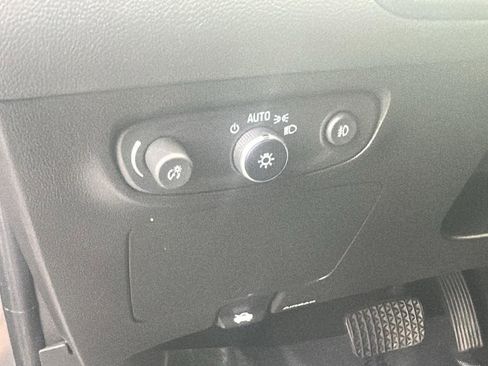 Used 2022 Buick Encore GX Preferred w/ Sport Touring Package image 20