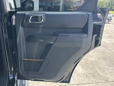 Used 2024 Ford Bronco Badlands AWD/4WD image 16