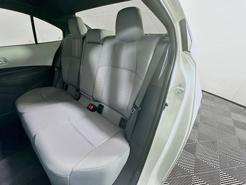 Used 2023 Toyota Corolla SE image 26