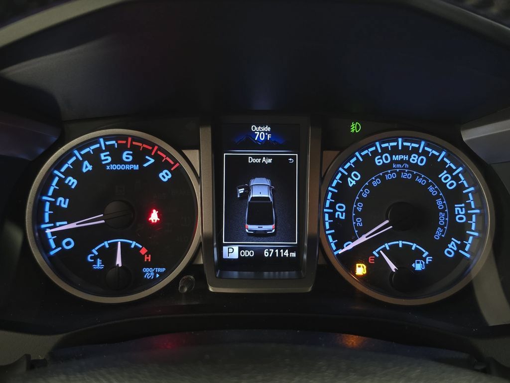 Used 2021 Toyota Tacoma SR5 RWD image 15