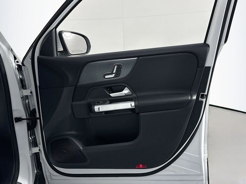 New 2026 Mercedes-Benz GLB 250 image 23