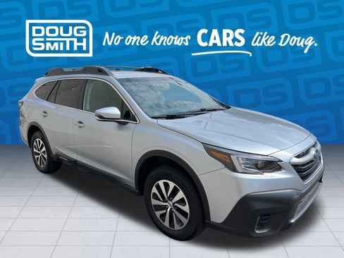 Used 2022 Subaru Outback Premium image 7