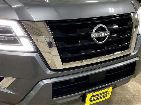 Used 2024 Nissan Armada SL image 30