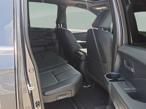 Certified 2024 Honda Ridgeline TrailSport image 15