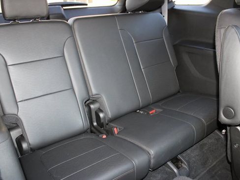 Used 2023 Chevrolet Traverse High Country image 20