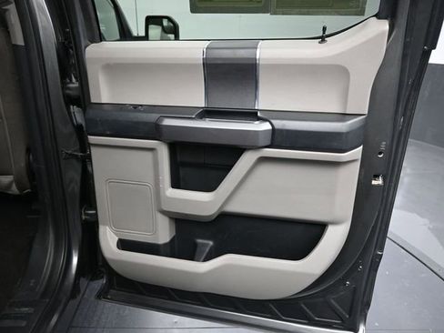 Used 2019 Ford F150 XLT image 23