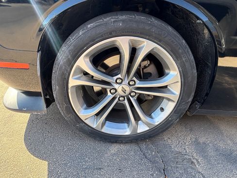 Used 2020 Dodge Challenger R/T RWD image 6