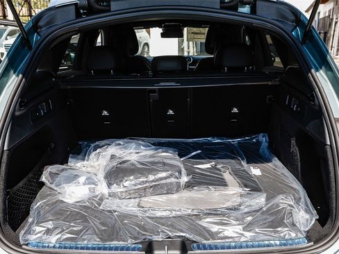 New 2025 Mercedes-Benz GLC 350e 4MATIC image 26