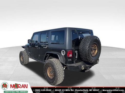 Used 2015 Jeep Wrangler Unlimited Rubicon w/ Connectivity Group image 3