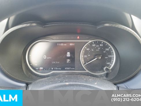 Used 2024 Nissan Versa SV image 15