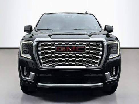 Used 2023 GMC Yukon Denali w/ Denali Reserve Package AWD/4WD image 3
