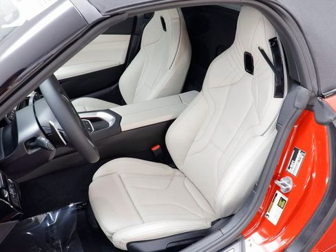 New 2026 BMW Z4 sDrive30i w/ Shadowloine Package RWD image 14