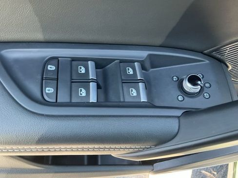 Used 2022 Audi Q5 2.0T Premium Plus AWD/4WD image 26