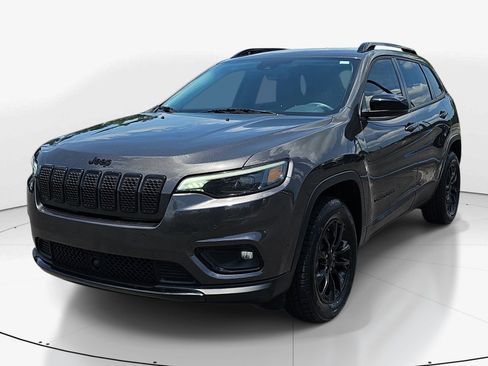 Used 2023 Jeep Cherokee Altitude Lux AWD/4WD image 8
