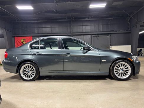 Used 2011 BMW 335i xDrive Sedan image 2