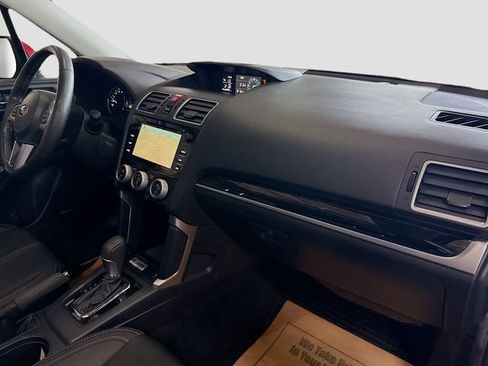 Used 2018 Subaru Forester 2.5i Touring AWD/4WD image 28
