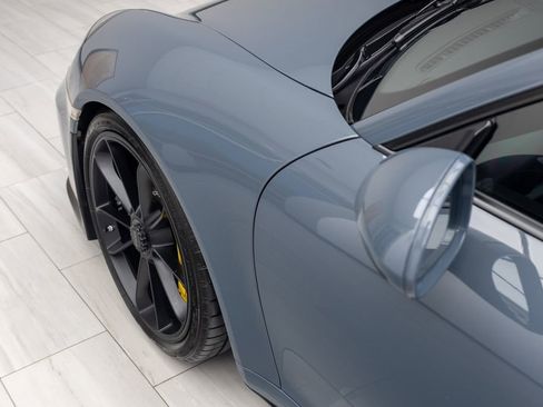 Used 2018 Porsche 911 GT3 image 12