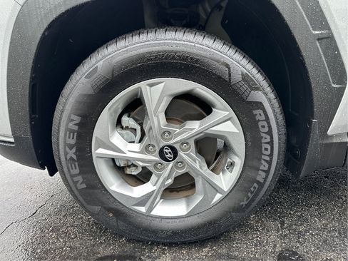 Certified 2023 Hyundai Tucson SEL w/ Winter Package AWD/4WD image 24