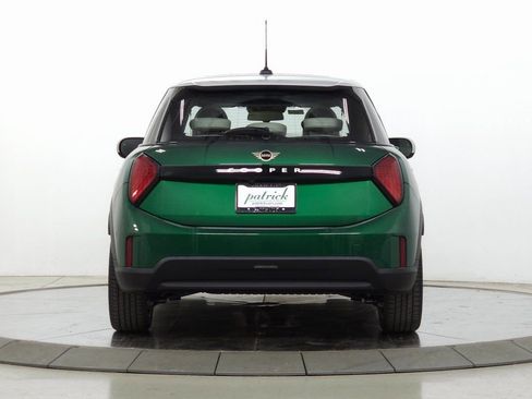 New 2026 MINI Cooper 4-Door Hardtop image 7