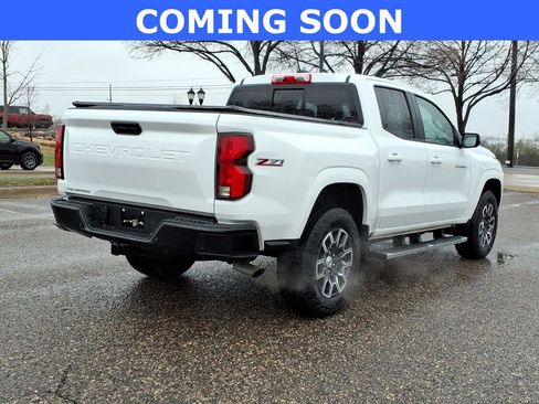 Used 2023 Chevrolet Colorado Z71 w/ Z71 Convenience Package 2 AWD/4WD image 5