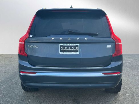Certified 2024 Volvo XC90 T8 Ultimate w/ Protection Package Premier image 4