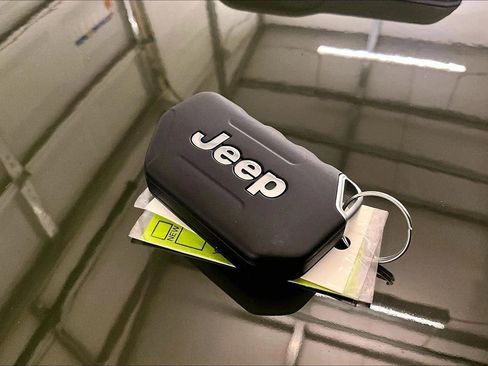 Used 2023 Jeep Wrangler Sport image 9