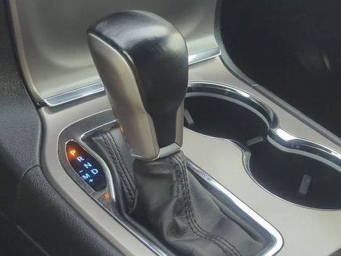 Used 2021 Jeep Grand Cherokee Laredo image 20