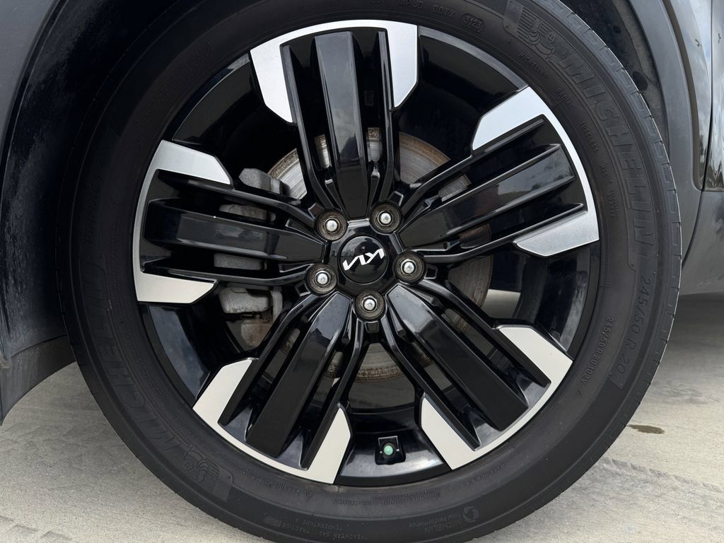 Used 2024 Kia Telluride SX Prestige AWD/4WD image 9
