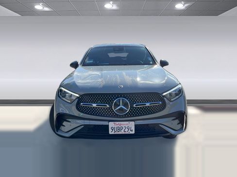Used 2025 Mercedes-Benz GLC 300 4MATIC image 4