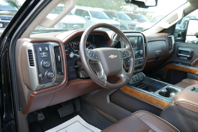 Used 2015 Chevrolet Silverado 3500 High Country w/ Duramax Plus Package AWD/4WD image 19