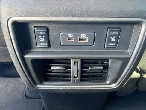 Used 2024 Nissan Murano SL image 22