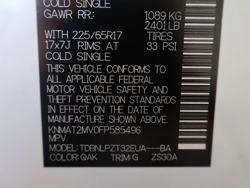 Used 2015 Nissan Rogue S AWD/4WD image 46
